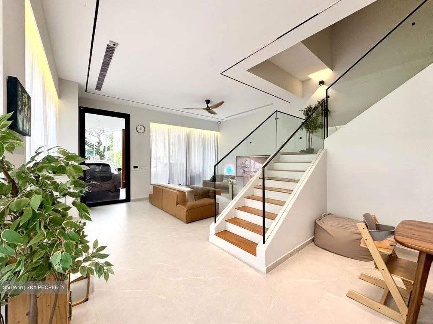 Sembawang Hills Estate (D20), Terrace #636374661